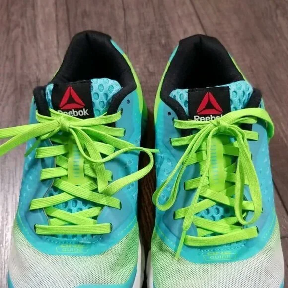 Women's Reebok One Guide Sneakers Size 7 - Picture 4 of 9